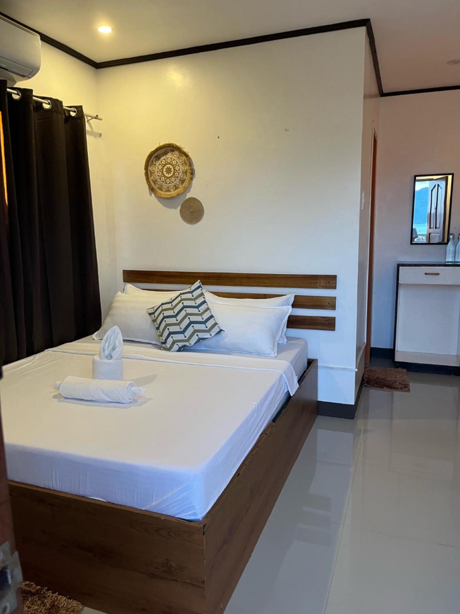 Islanders Inn - Coron Bilik gambar